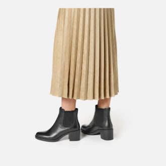 Serilda 60 Donna